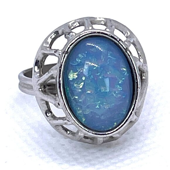 Sarah Coventry Blue Iridescent Cabochon Adjustable Silver Tone Ring Size 7 VTG - Picture 1 of 9